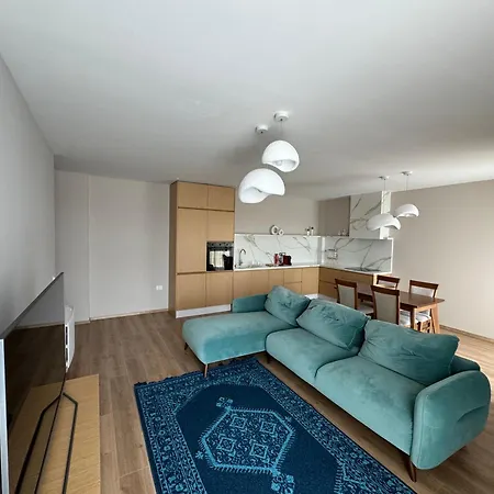 The Boulevard Bliss * Tirana